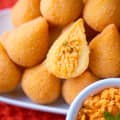 Mini Coxinha de frango - 20 unidades