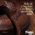 Bolo de Chocolate com cobertura de ganache